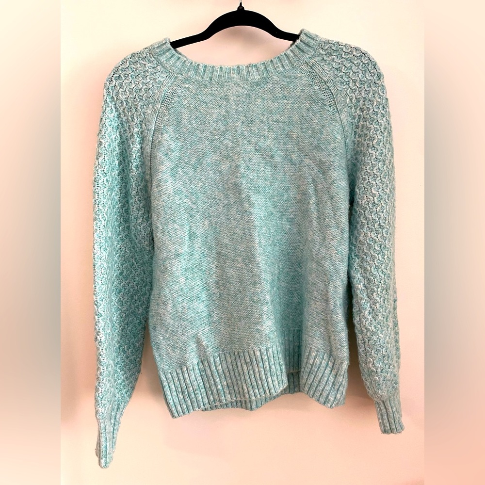 😍 J. CREW SWEATER